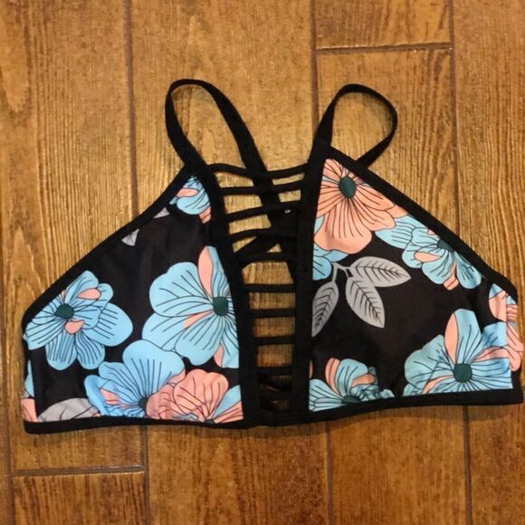 Floral Swim Top - Picture 1 of 5